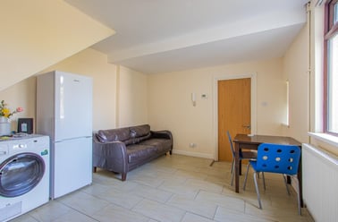 Gordon Road, Plasnewydd, Cardiff - Image 3